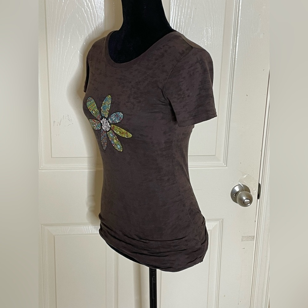Vintage Women’s Yaga Patch Flower Tee Small - Picture 5 of 9